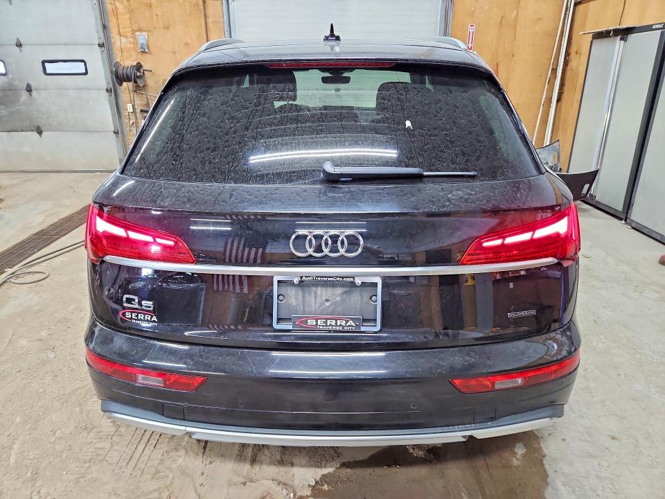 Photo 6 from auction – 2021 AUDI Q5 with VIN WA1AAAFY9M2010664