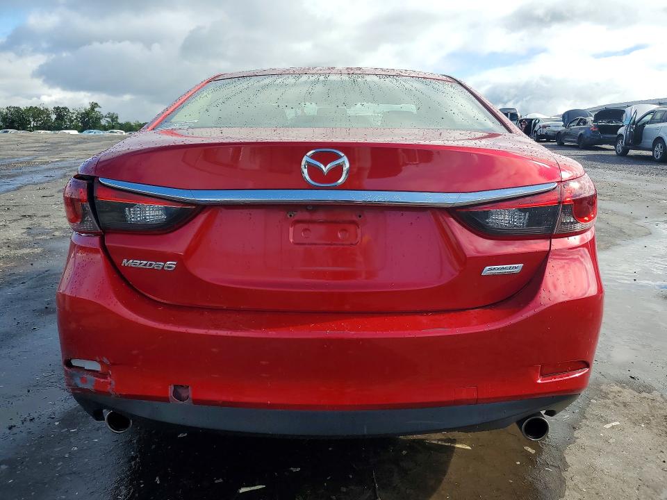 Foto 6 de la subasta – 2017 MAZDA 6 con VIN JM1GL1U58H1131104