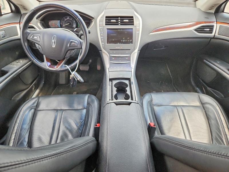 Photo 8 from auction – 2015 LINCOLN MKZ with VIN 3LN6L2LU8FR625648