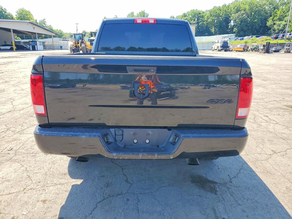 Photo 6 from auction – 2018 RAM 1500 with VIN 1C6RR7FG9JS208403