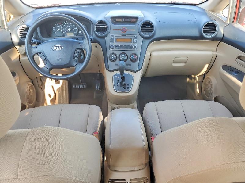 Photo 8 from auction – 2008 KIA RONDO with VIN KNAFG526587144552
