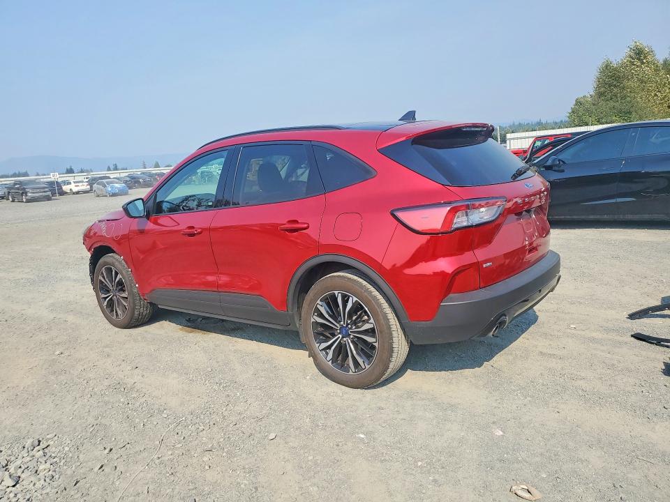 Photo 2 from auction – 2022 FORD ESCAPE with VIN 1FMCU9G63NUB37591