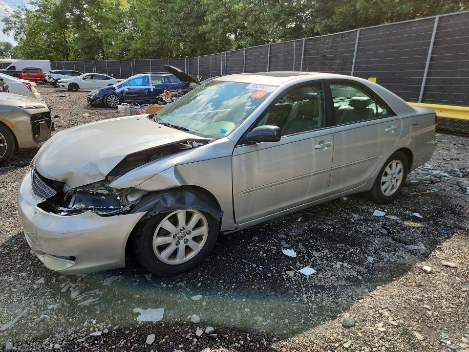 2004 TOYOTA CAMRY - Търг №66374026