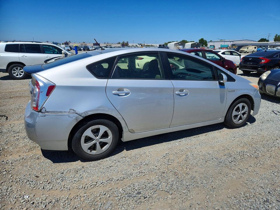 Photo 3 from auction – 2012 TOYOTA PRIUS with VIN JTDKN3DU7C1587806