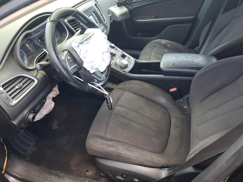 Photo 7 from auction – 2015 CHRYSLER 200 with VIN 1C3CCCAB2FN553190