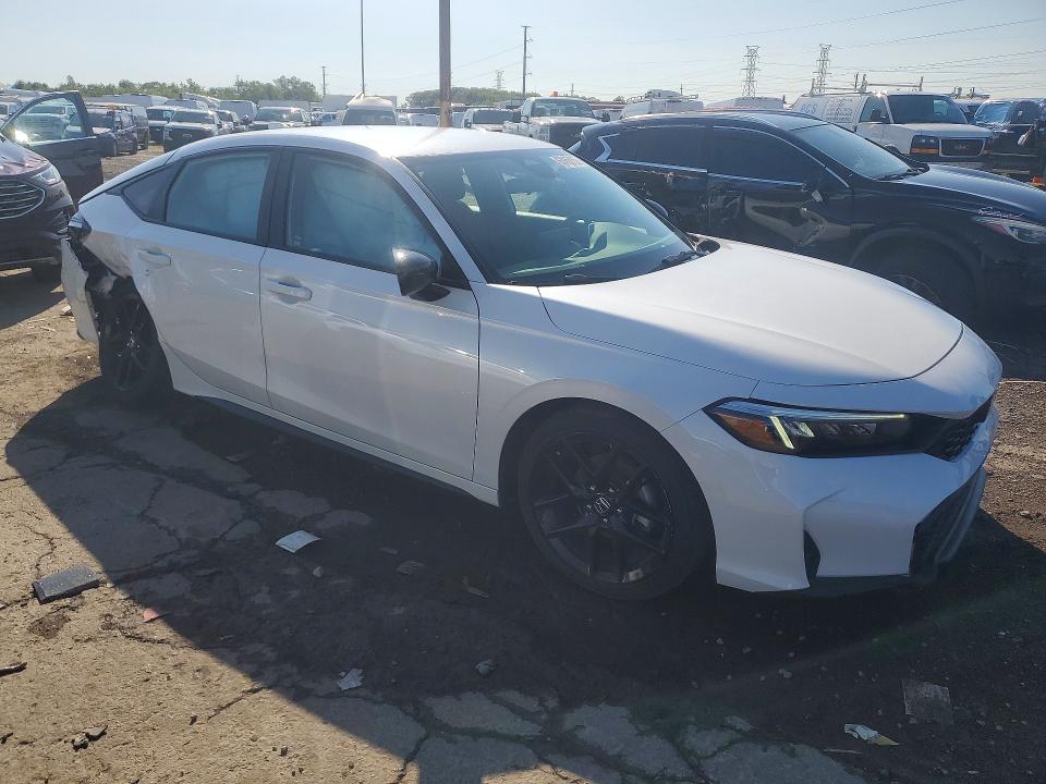 Photo 4 from auction – 2025 HONDA CIVIC with VIN 19XFL2H86SE011697