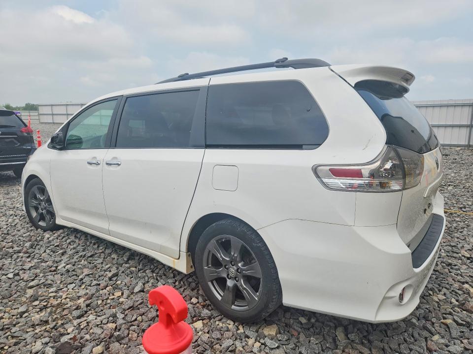 Photo 2 from auction – 2014 TOYOTA SIENNA with VIN 5TDXK3DC3ES512726