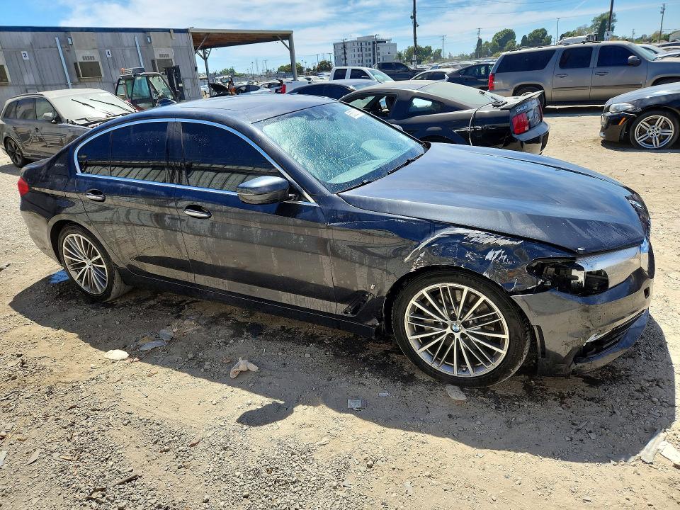 Zdjęcie 4 z aukcji – 2018 BMW 530E z VIN WBAJA9C52JB034201