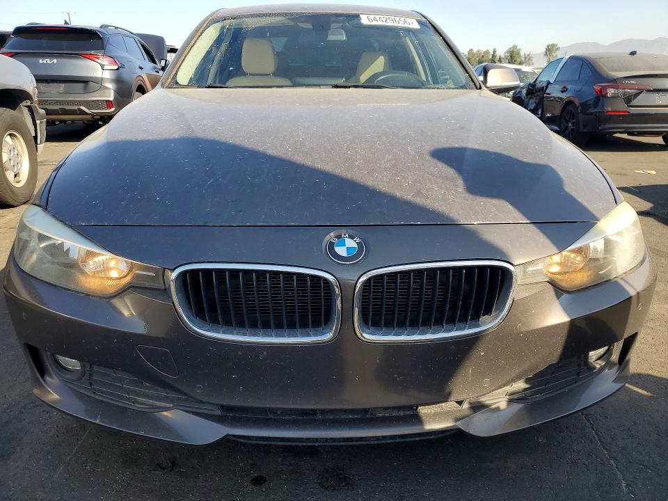 Photo 5 from auction – 2015 BMW 320 with VIN WBA3B1C50FP831838