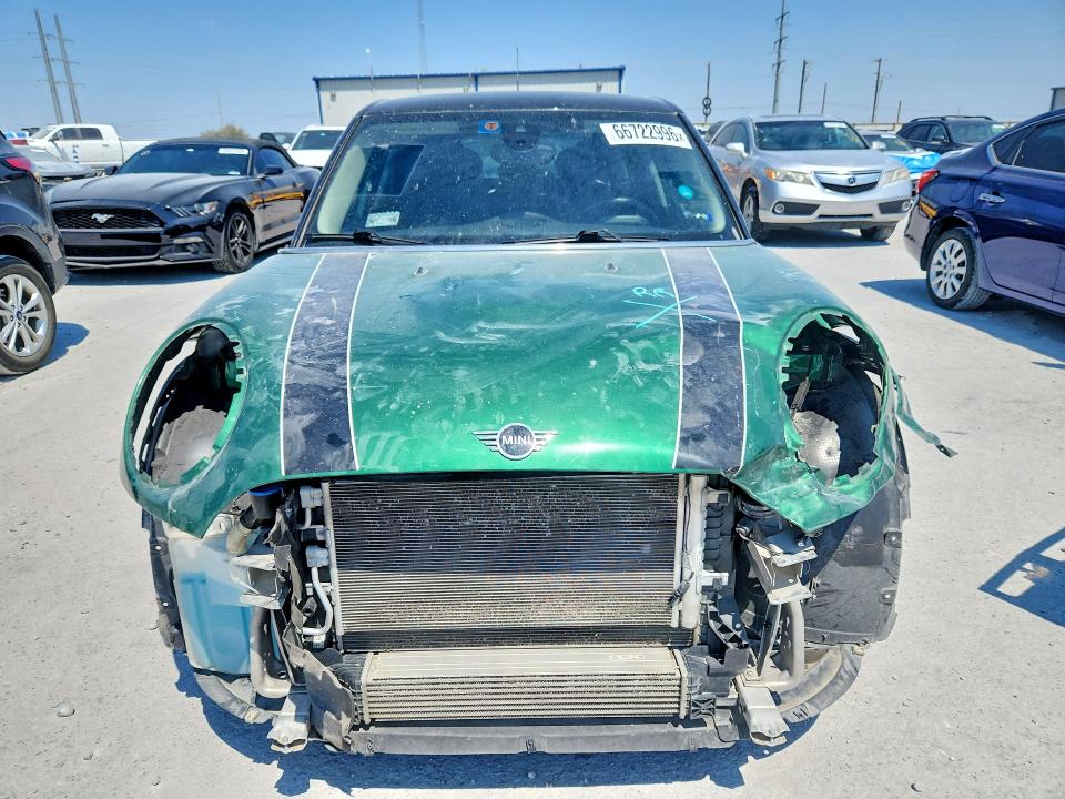 Photo 5 from auction – 2022 MINI COOPER with VIN WMW33DK06N2R94140