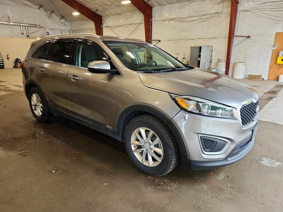 Photo 4 from auction – 2017 KIA SORENTO with VIN 5XYPGDA59HG188096