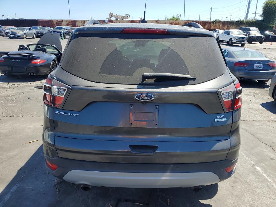 Photo 6 from auction – 2017 FORD ESCAPE with VIN 1FMCU0GD7HUB15608