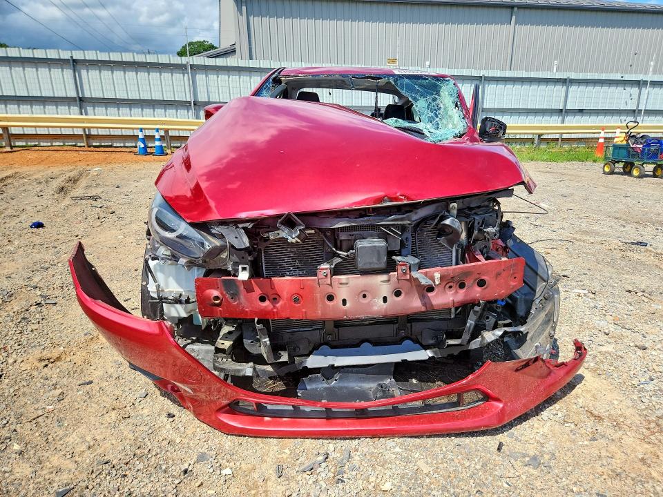 Photo 5 from auction – 2018 MAZDA 3 with VIN 3MZBN1W35JM226483
