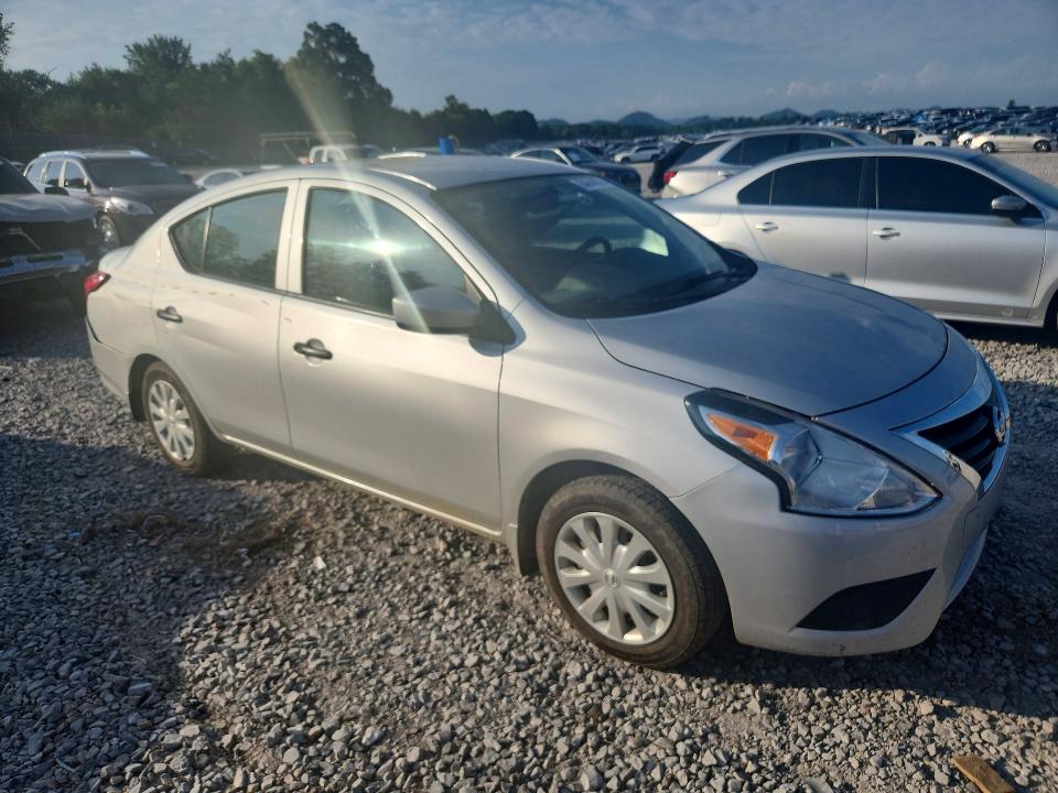 Photo 4 from auction – 2019 NISSAN VERSA with VIN 3N1CN7AP4KL801073