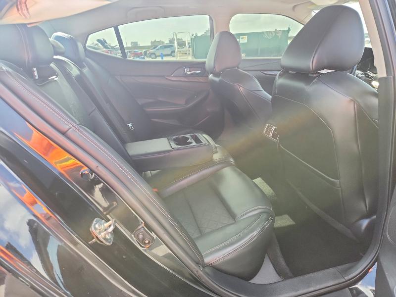 Photo 10 from auction – 2017 NISSAN MAXIMA with VIN 1N4AA6AP4HC377043