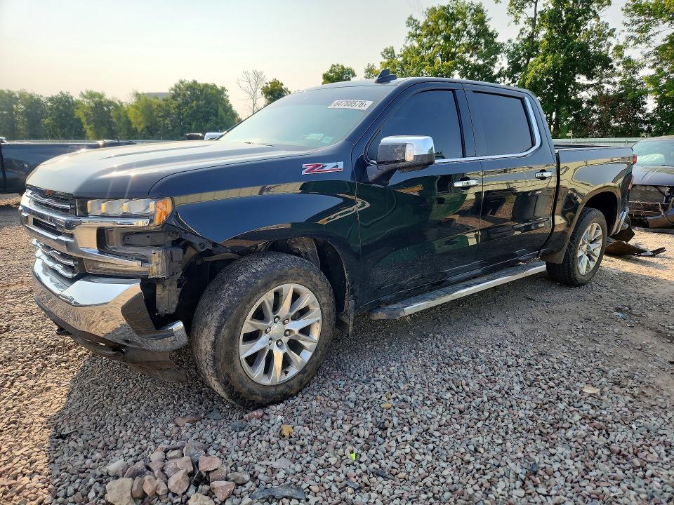 CHEVROLET SILVERADO 2021 with VIN 3GCUYGED3MG203240 - Photo from auction