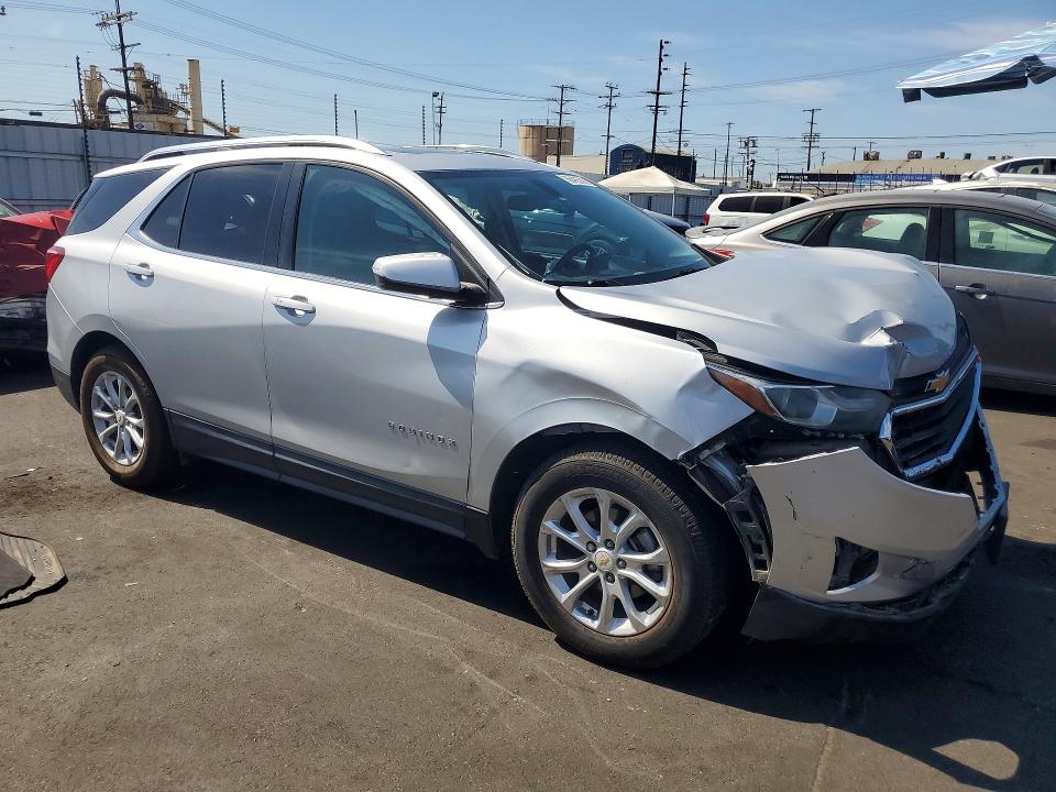 Photo 4 from auction – 2018 CHEVROLET EQUINOX with VIN 2GNAXJEV0J6247903