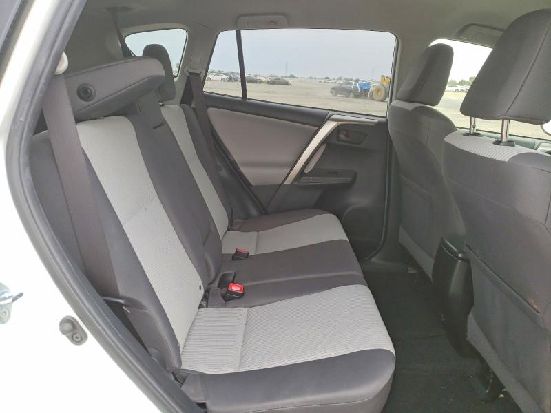 Photo 10 from auction – 2015 TOYOTA RAV4 with VIN JTMZFREV6FJ049589