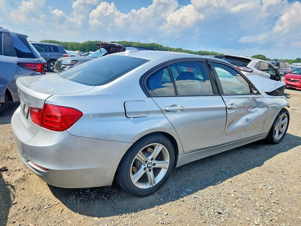 Фото 3 с аукциона – 2014 BMW 320 с VIN WBA3C3G52ENR25748