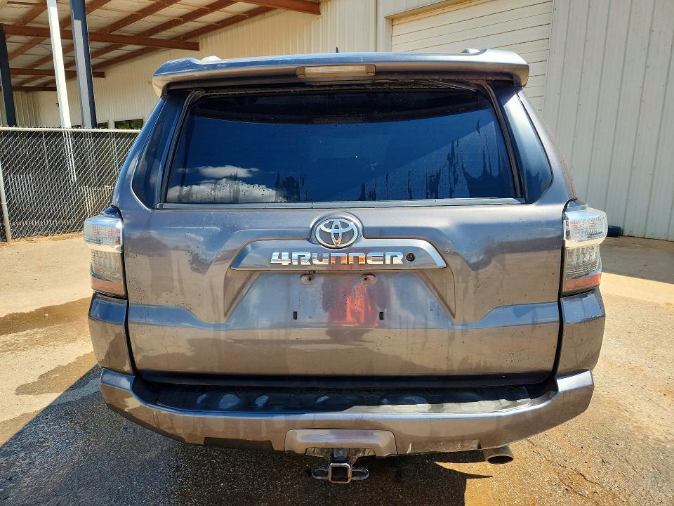 Photo 6 from auction – 2017 TOYOTA 4RUNNER with VIN JTEBU5JRXH5457965