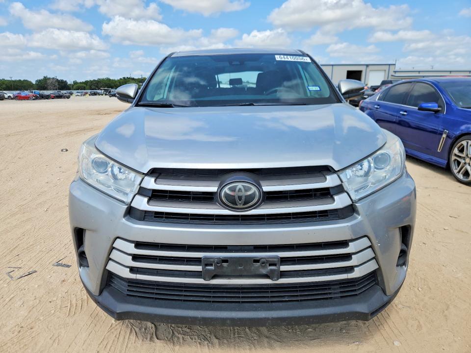 Photo 5 from auction – 2018 TOYOTA HIGHLANDER with VIN 5TDZZRFH4JS254095
