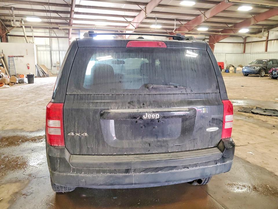 Photo 6 from auction – 2016 JEEP PATRIOT with VIN 1C4NJRFB2GD532174