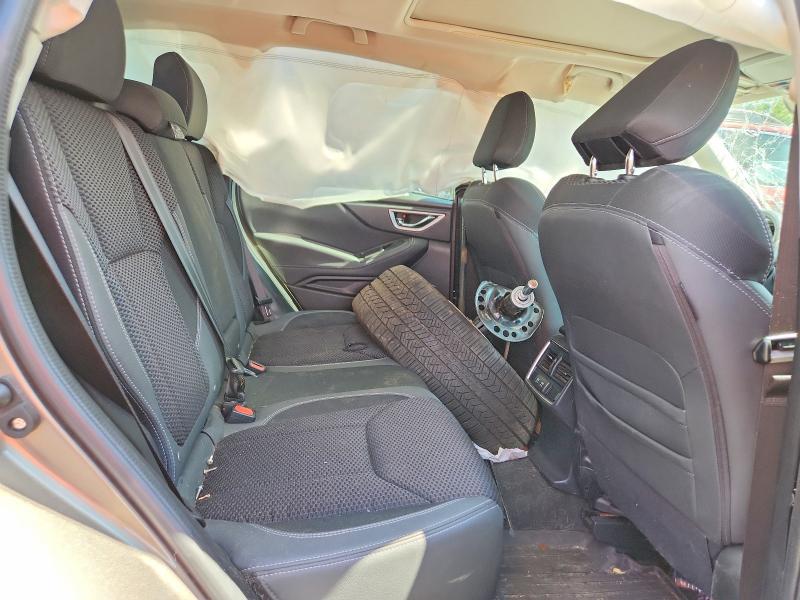 Photo 11 from auction – 2020 SUBARU FORESTER with VIN JF2SKAJC1LH466092
