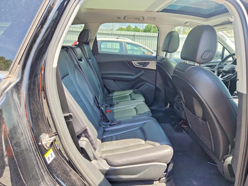 Photo 11 from auction – 2017 AUDI Q7 with VIN WA1LHAF79HD041726