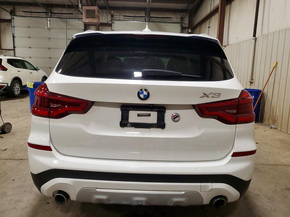 Photo 6 from auction – 2018 BMW X3 with VIN 5UXTR9C50JLC81801
