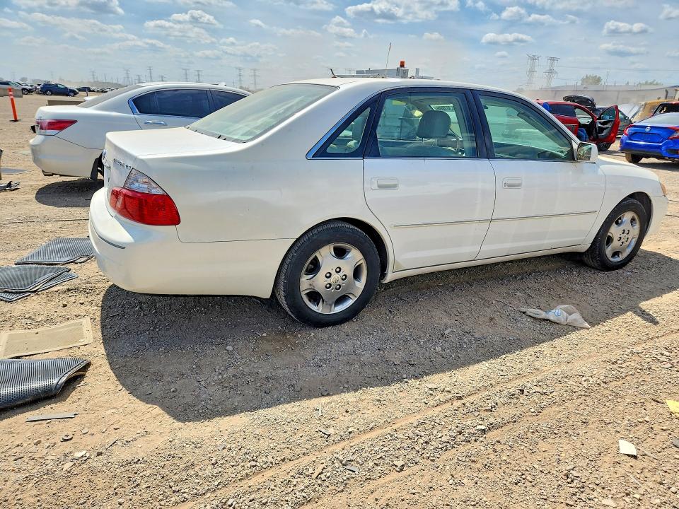 Снимка 3 от търг – 2003 TOYOTA AVALON с VIN 4T1BF28B73U309160