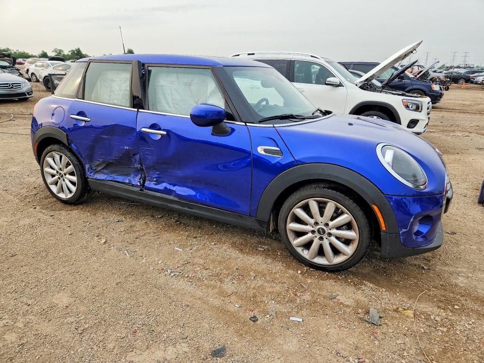 Photo 4 from auction – 2021 MINI COOPER with VIN WMWXU7C01M2N55814