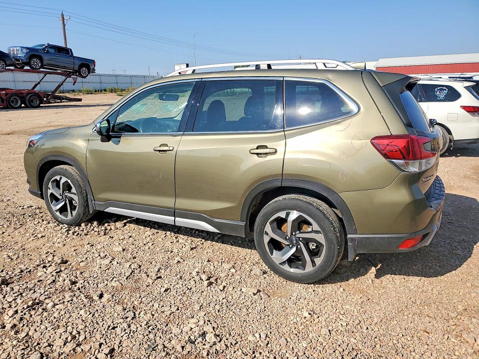Photo 2 from auction – 2022 SUBARU FORESTER with VIN JF2SKARC3NH460642