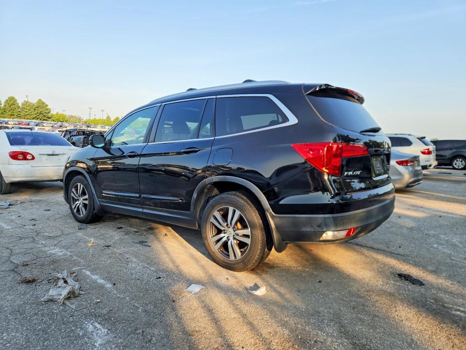 Photo 2 from auction – 2017 HONDA PILOT with VIN 5FNYF6H58HB011748