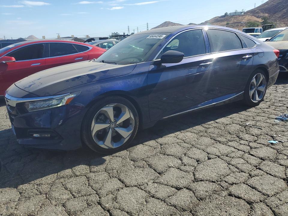 HONDA ACCORD 2018 with VIN 1HGCV1F90JA003763 - Photo from auction