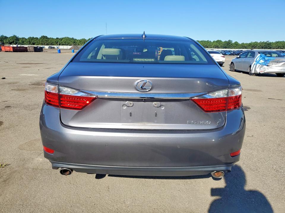 Photo 6 from auction – 2015 LEXUS ES with VIN JTHBK1GG8F2158657