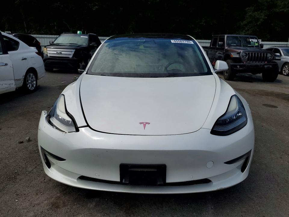 Photo 5 from auction – 2019 TESLA MODEL 3 with VIN 5YJ3E1EA6KF302080