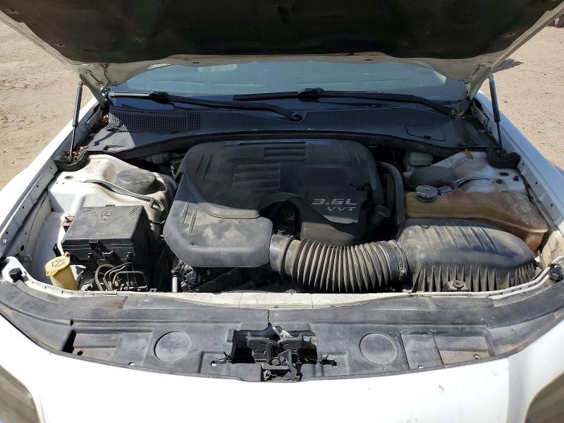Photo 11 from auction – 2014 CHRYSLER 300 with VIN 2C3CCAAG8EH244508
