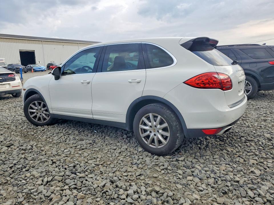 Фото 2 с аукциона – 2012 PORSCHE CAYENNE с VIN WP1AA2A20CLA06413