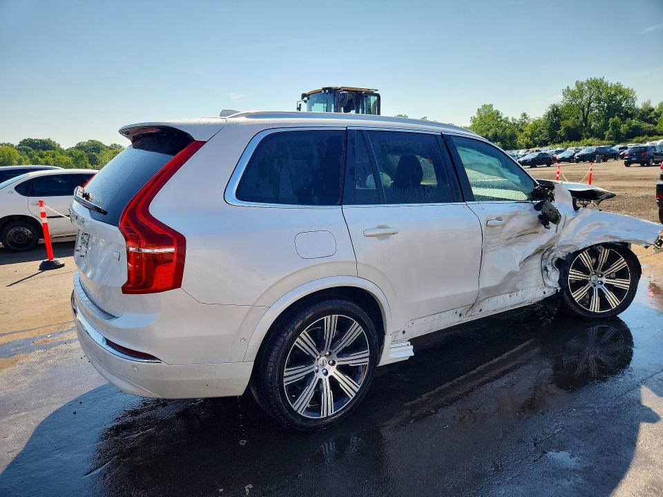 Photo 3 from auction – 2023 VOLVO XC90 with VIN YV4H60CN3P1967356