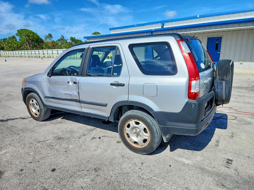 Photo 2 from auction – 2005 HONDA CR-V with VIN JHLRD68525C006633