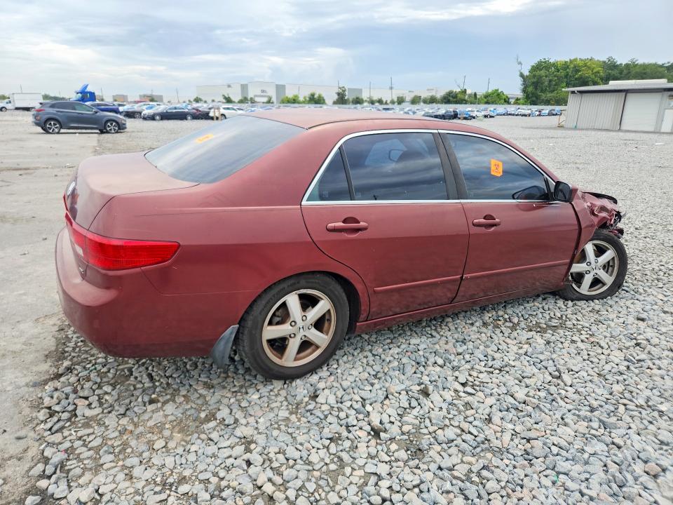 Photo 3 from auction – 2005 HONDA ACCORD with VIN 1HGCM56705A043033