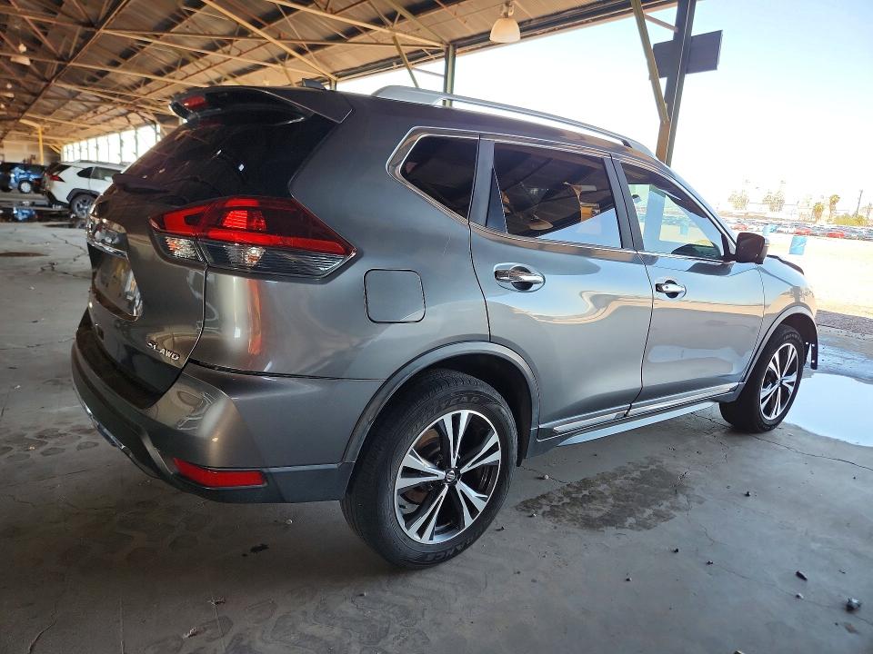 Photo 3 from auction – 2018 NISSAN ROGUE with VIN JN8AT2MV6JW319581