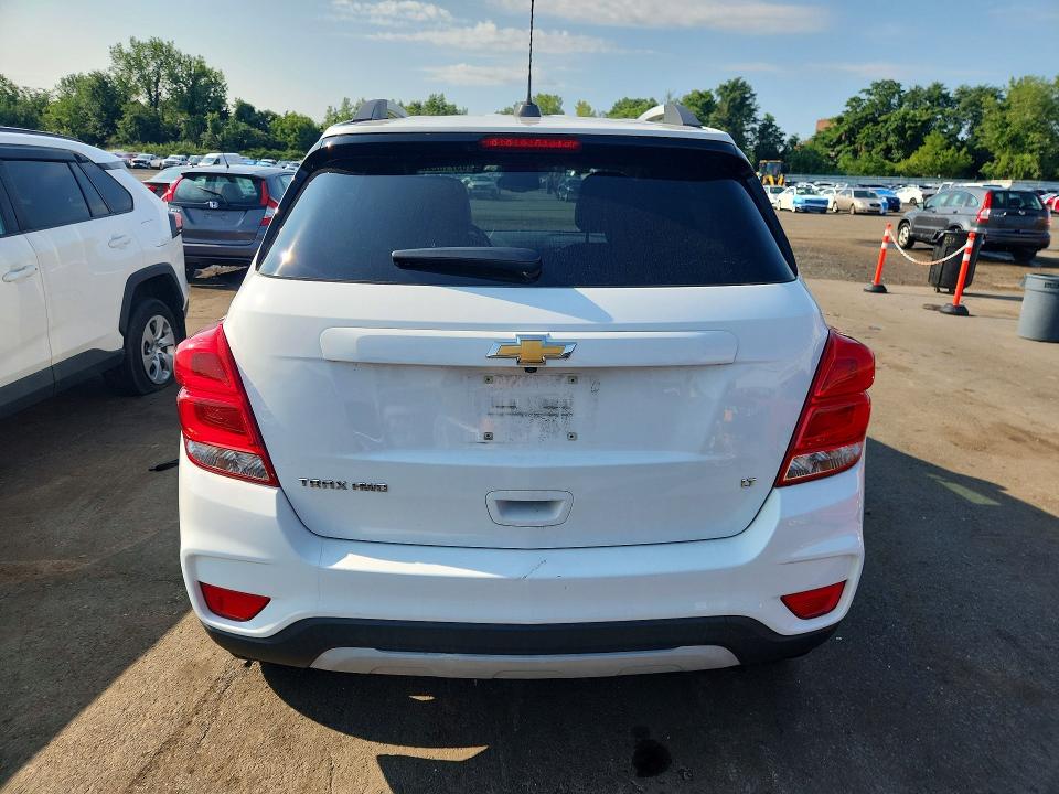Photo 6 from auction – 2019 CHEVROLET TRAX with VIN KL7CJPSB4KB792160