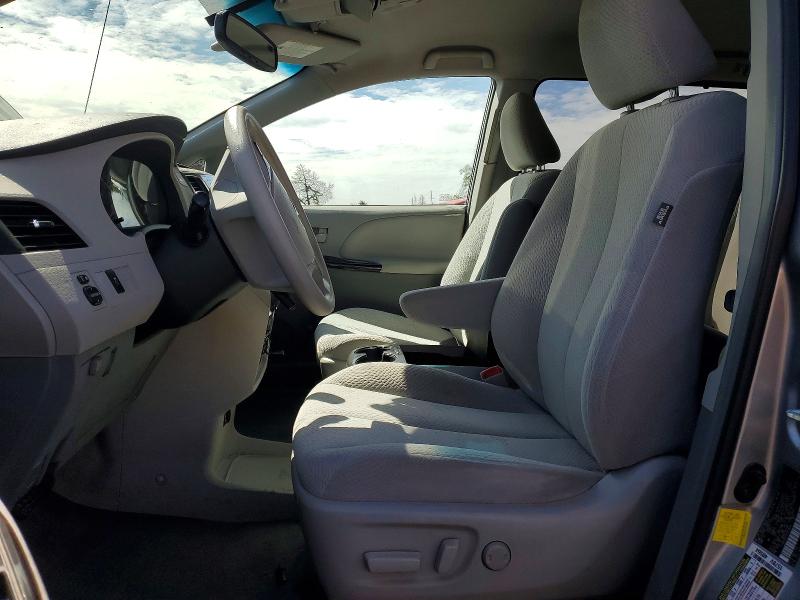 Photo 7 from auction – 2012 TOYOTA SIENNA with VIN 5TDKK3DC2CS239544