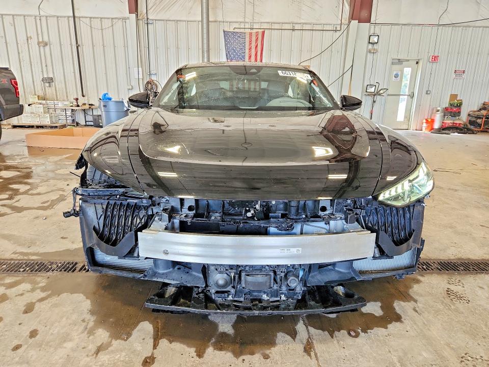 Photo 5 from auction – 2022 AUDI E-TRON GT with VIN WAUCJBFW2N7007450