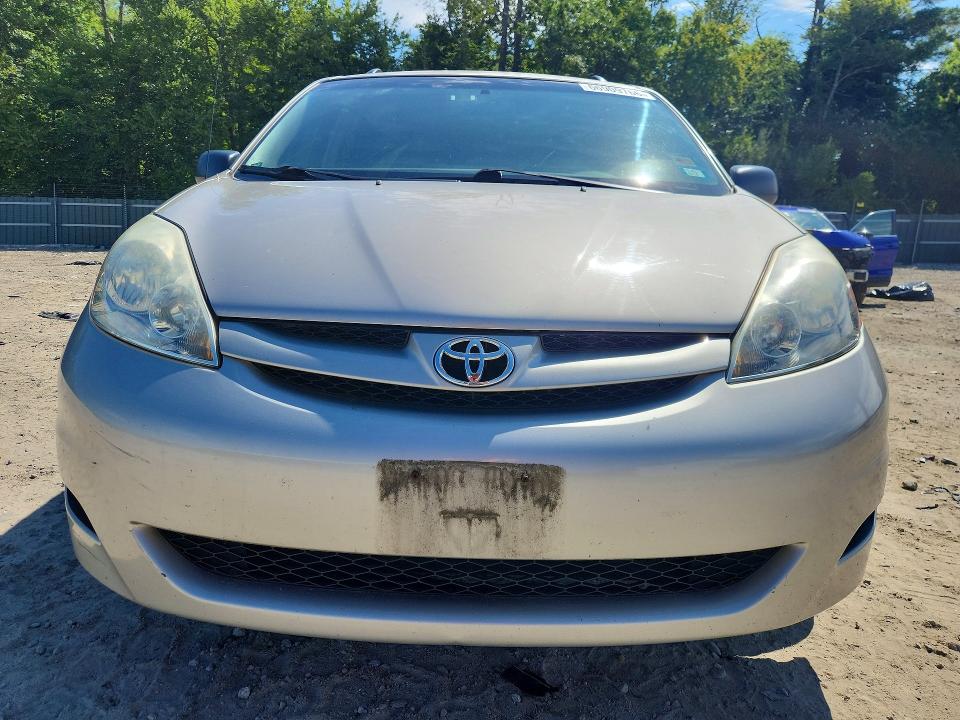 Photo 5 from auction – 2006 TOYOTA SIENNA with VIN 5TDZA23C36S514517