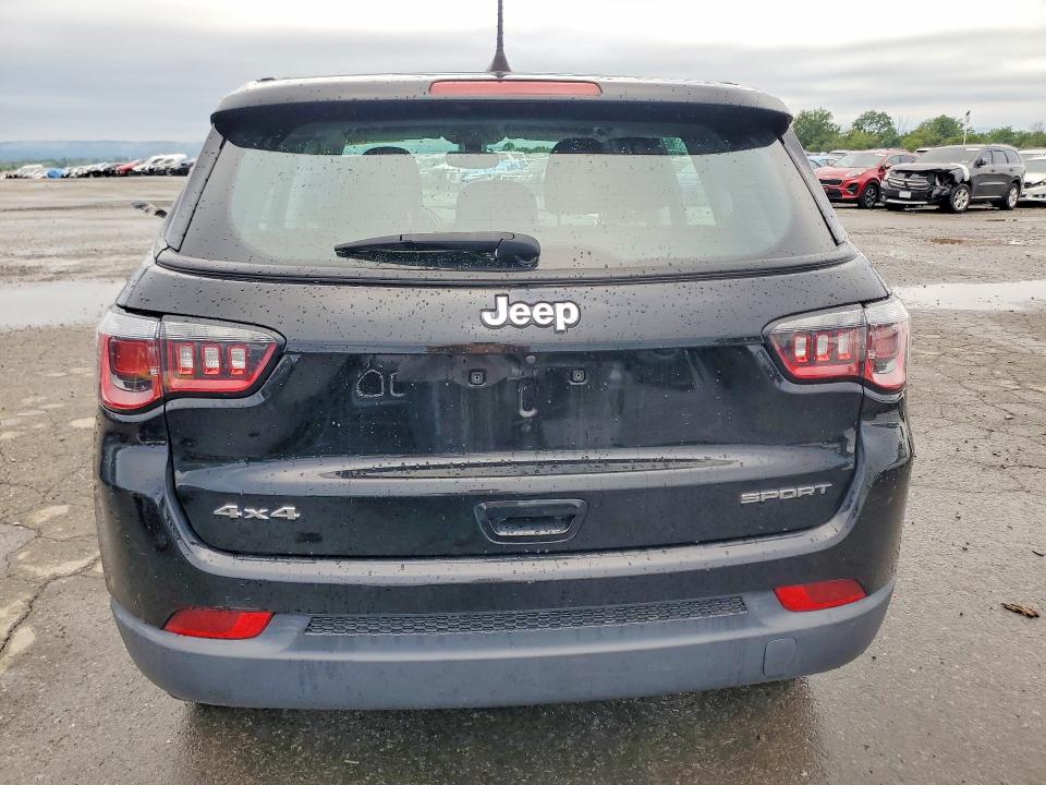 Photo 6 from auction – 2019 JEEP COMPASS with VIN 3C4NJDAB5KT792579