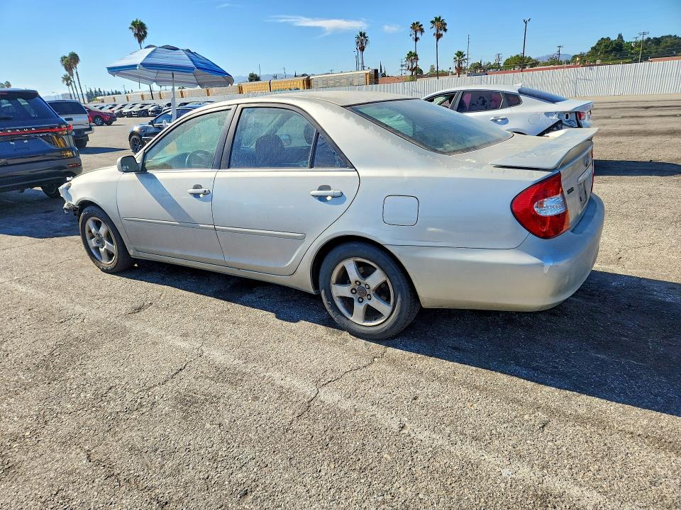 Photo 2 from auction – 2003 TOYOTA CAMRY with VIN 4T1BF32K93U559787