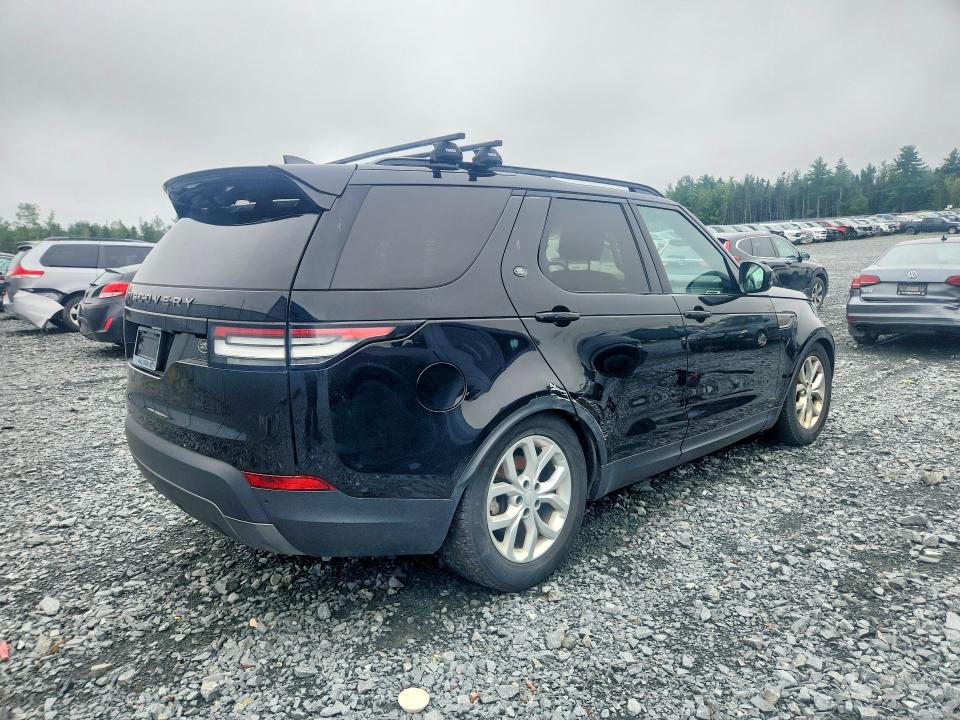 Photo 3 from auction – 2018 LAND ROVER DISCOVERY with VIN SALRG2RK9JA052363