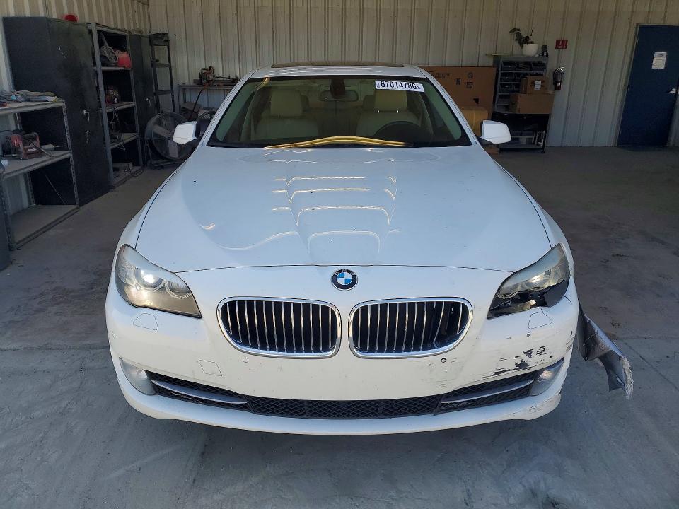 Photo 5 from auction – 2012 BMW 528 with VIN WBAXG5C52CDX04886